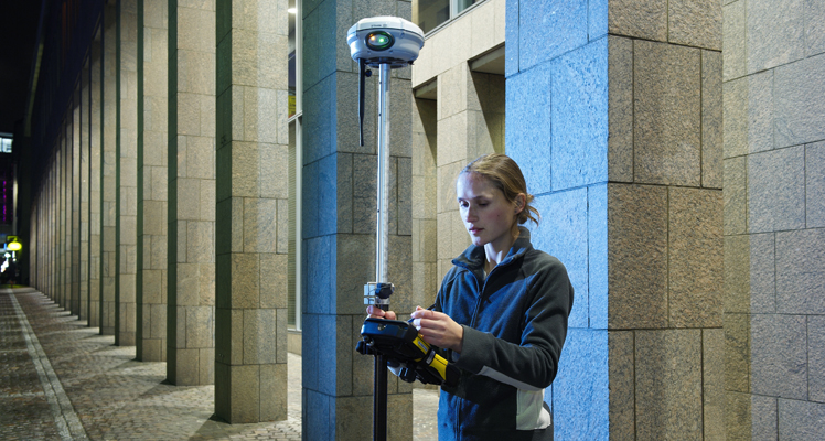 天寶Trimble R8 GNSS 接收機 天寶Trimble R8 GNSS 接收機