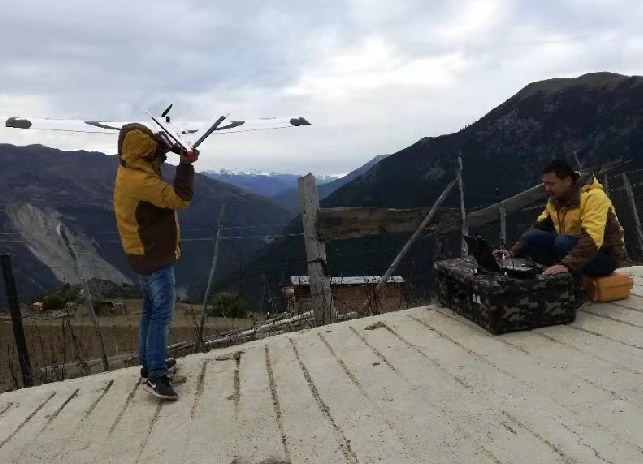 局測繪無人機(jī)分隊(duì)晝夜兼程抵達(dá)金沙江滑坡災(zāi)害現(xiàn)場 局測繪無人機(jī)分隊(duì)晝夜兼程抵達(dá)金沙江滑坡災(zāi)害現(xiàn)場