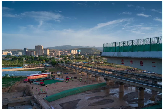 絲綢之路再現長虹，徠卡TS16助力渭河特大橋轉體合攏